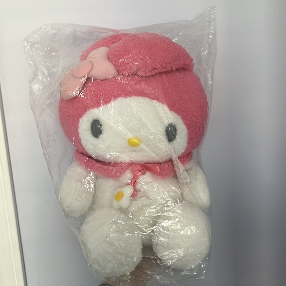 My Melody Plushie - Picture 4 of 4